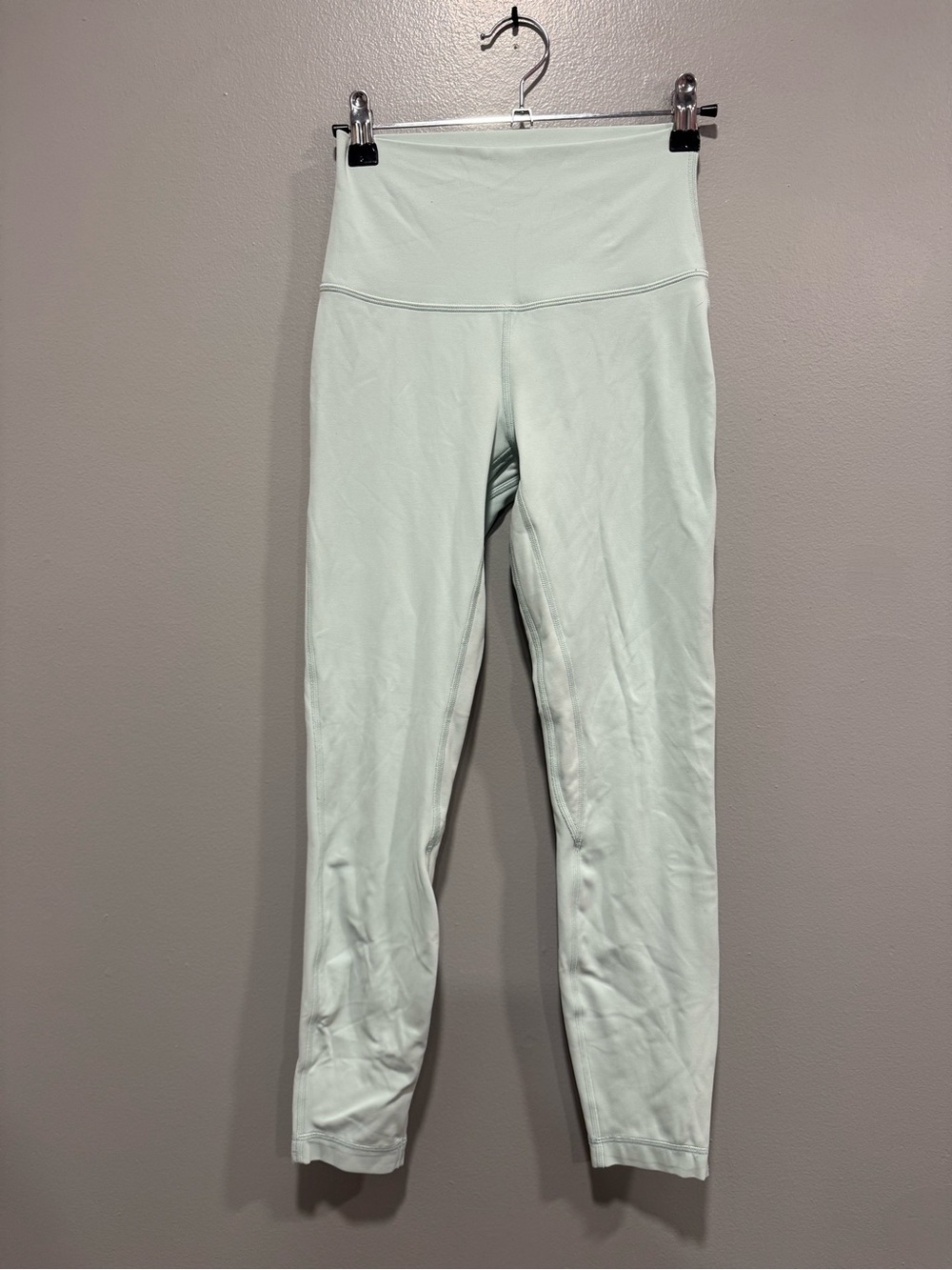 Lululemon Align Double Lined High-Rise Pant 25" in Kohlrabi Green Size 4 - Picture 1 of 4
